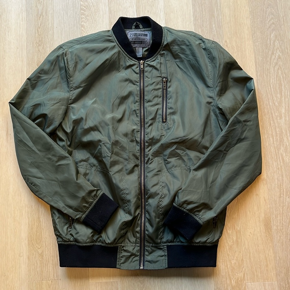 Forever 21 Men’s Bomber Jacket Windbreaker